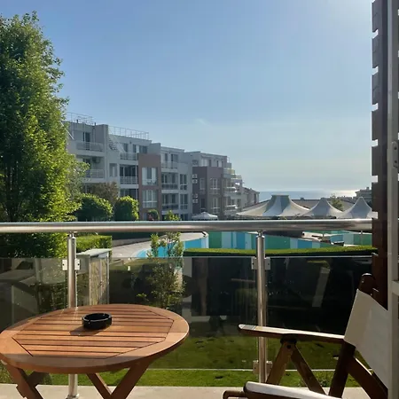 Sunny Island Studio Apartment *